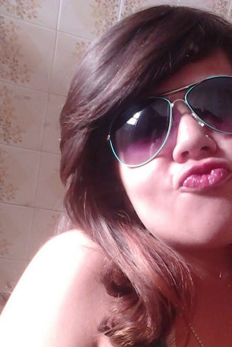 15 aninhos , do signo peixes sou chata & boba prazer :D

Facee , http://t.co/7bKeR1GLQR
                         , 3bg :*