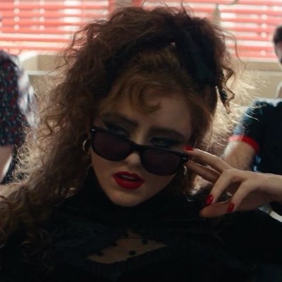 italexa_q's profile picture. descontrolada e futura milionária!! // ufsj