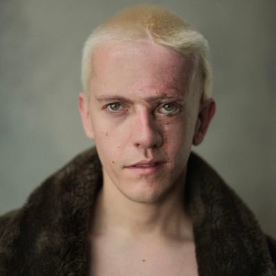Robert Rhodes (@RobertRhodes160) / X