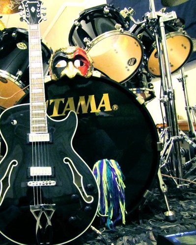 FALLINGinTIME's profile picture. 