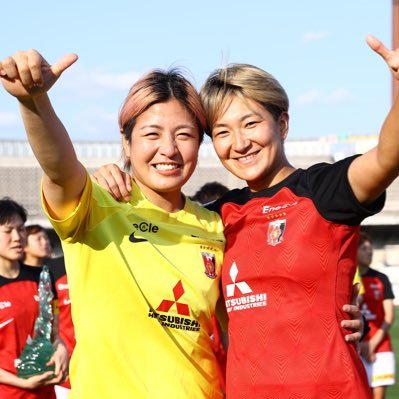 三菱重工浦和レッズレディース所属GK#1 / POLUS / 泰然自若 / 日々成長\自分らしさ/成果を残す / NIKE /ピンク👩🏻🎤 https://t.co/LkAwtgwAur