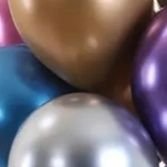 יכול להיות החבר הכי טוב שלך.... בטויטר כן 
אל תיסחף!
נהנה מהומור ומשתמש בו לעיתים