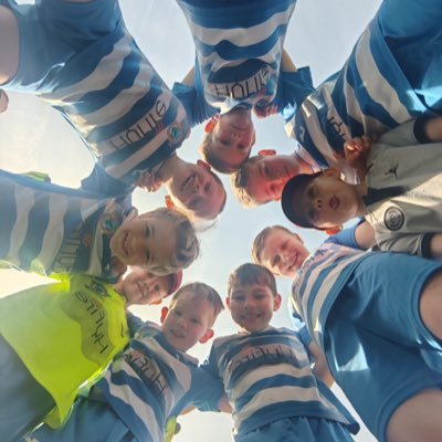 Maghull Blue U8s. Part of the @HightownJFL Sponsored by @isolutionsit