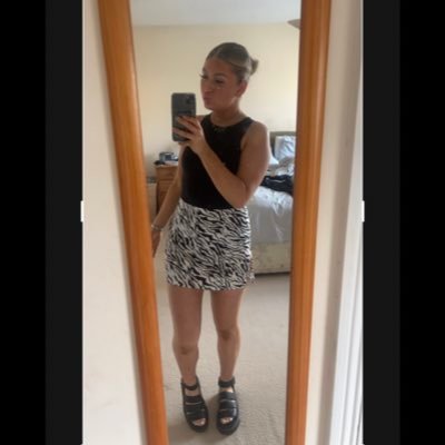 becky_mannx's profile picture. 