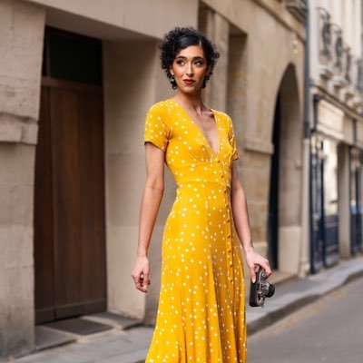 thesepaperlungs's profile picture. I am mine before I am ever anyone else’s. 🦁🏳️‍🌈