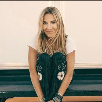 Sheryl Crow (@sheryllcrow_co) 's Twitter Profile