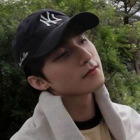 Vy Mai (@vylemon153) 's Twitter Profile Photo