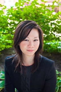 holisticvanity's profile picture. Award-winning author of Beauty, Pure and Simple. Beauty Blogger, Ayurvedic Practitioner & Esthetician. Co-owns Pure + Simple Skincare