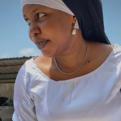 drealilorinbabe's profile picture. ♈ •YOUTUBER •CONTENT CREATOR •7K+ TWITTER FOLLOWERS •100+ YOUTUBE SUBBIES YOUR INTERNET BESTIE ❤ MANAGEMENT 📧: 👇