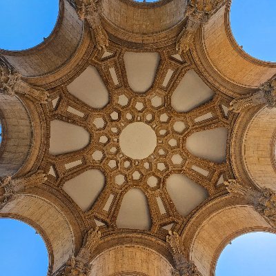 gg_econ's profile picture. The political side of me. With little economics!