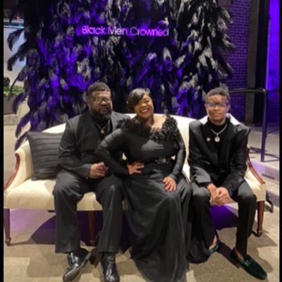 tweetjstone's profile picture. 