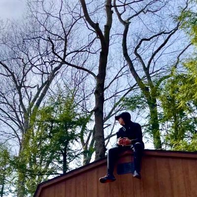 realnathanaelt's profile picture. My main account is @nathanaelthom30