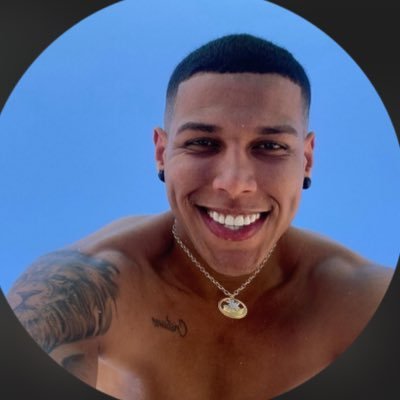 Voltei com o Twitter pra opinar na vida dos outros e falar mrd