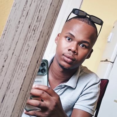 Imali, uxolo, uthando, impumelelo no lonwabo 🕯️🕯️🕯️🕯️🕯️