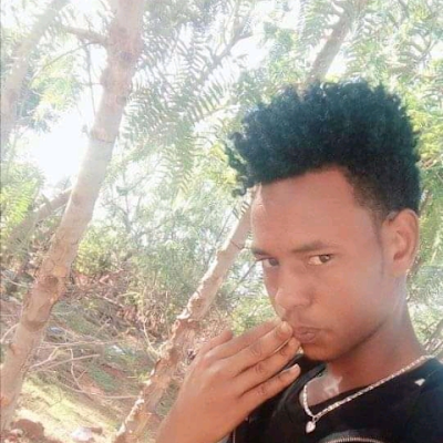 d_dangaa's profile picture. Dangaa shafii 
1000318130942