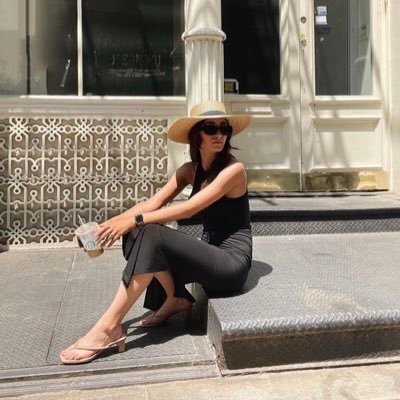 tara__stacy's profile picture. If you can’t do it with feeling, don’t