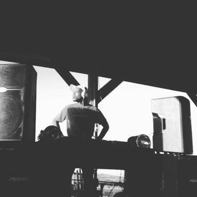 DjFlomasta's profile picture. EDM and House DJ/Live Remixer/Mashup Artist