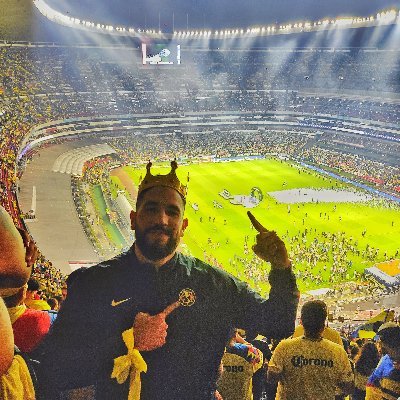 Tapatío aficionado del equipo más grande de la nación.
🏆2️⃣0️⃣ @ClubAmerica 2️⃣⭐
Seguidor de FC Barcelona ~ Manchester United ~ AC Milan