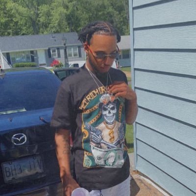 BaccdoeGanG 🆓 BDG LongLiveChuckie 💔🙏 sc:almighty_wigi Ig: BIGWIGISAVAGE STL 💪🏾Content creator 🎥🤪