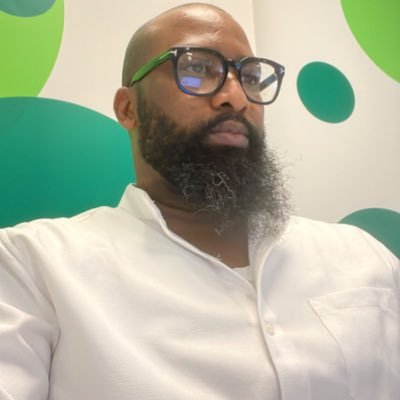 CKAYCFC's profile picture. Sapiosexual | Perfume Addict| Red Wine Lover| foodie| ChelseaFC|.