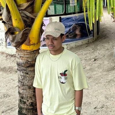 crlanglbntz's profile picture. this too shall pass ||
ESFJ