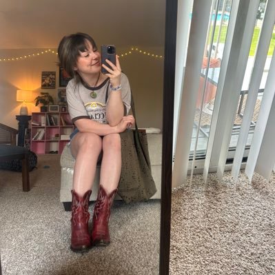 Hannahmayer629's profile picture. Your mom