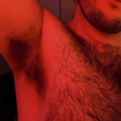 GAY AF 🏳️🌈 Sub boy, worship/service your hung, hairy cocks