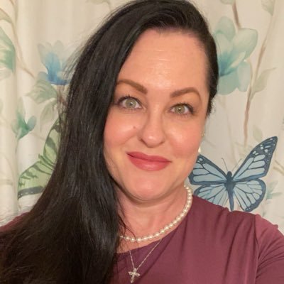 Desilu0622's profile picture. If nothing ever changed, there'd be no Butterflies!