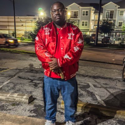 priestmalakwath's profile picture. Twitter is somethin ain't it the way deez pictures is painted you swear deez niggas is dangerous the gangsta shit they be sayin #ISUPK