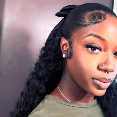 marieᥫ᭡ Profile