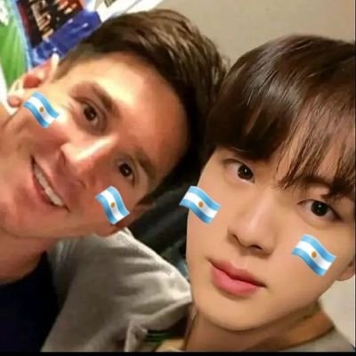 Que decirte, me fume un porro cosmico y flashee frutas, se lo termine dando a bangtan y flasheamos fechas en LATAM.
• 281022 💜
• 181222 🇦🇷