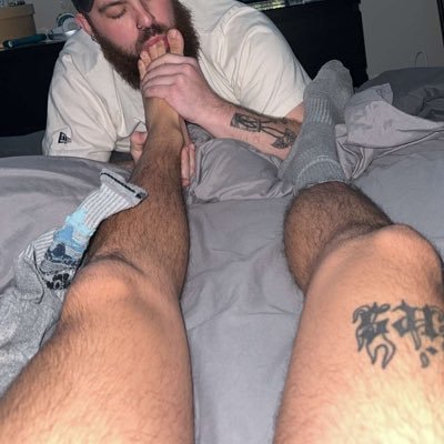 funcltdude's profile picture. just a horny guy into socks, feet, dick, etc. you’ll see 😈 29 ↕️⬇️