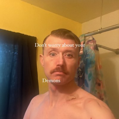 CrowR242343's profile picture. Il y en avait avait pas beaucoup mais ça