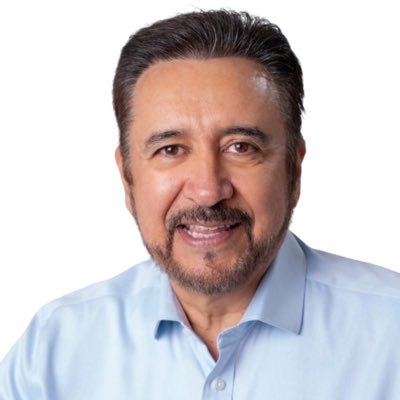 Defensor de las luchas e intereses sociales, promotor de las voces ciudadanas y Candidato a #Senador por la coalición #fuerzaycorazónporméxico 💛❤️💙