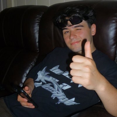 LRomero213's profile picture. 