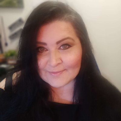 zuzu832's profile picture. 🍀ex-member of Sicario Esports 
🤝Official  Sherpa for CZ/ SK for Escape from Tarkov (BSG) 
✍translator of the game EFT
🟣https://t.co/b8XgdVwSte