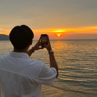 -semoga tuhan merahmati apapun yang kalian perjuangkan saat ini.
