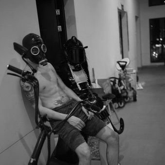 viviennezh27547's profile picture. 