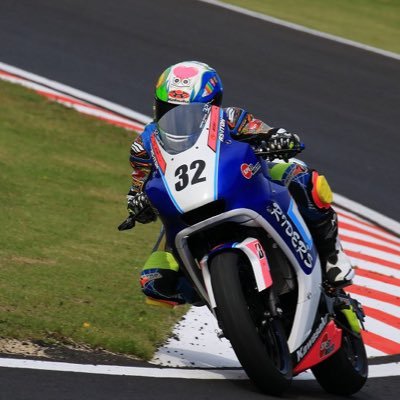 ただのバイクが好きな人です🛵