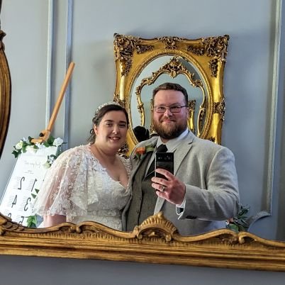 thatchrisbuk's profile picture. Your friendly neighbourhood painterman. He/Him. No fascists/Terfs/bigots tolerated. From the rind to the seed.