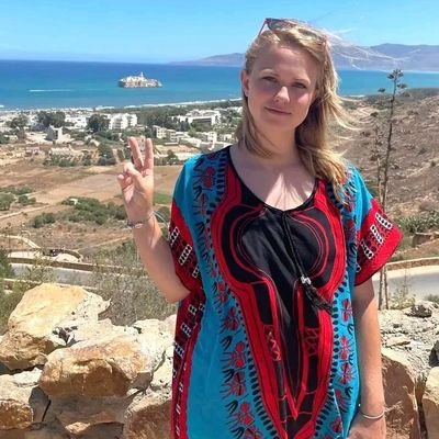 Rodrigu81683483's profile picture. I’m a professional stock broker and forex and binary trade expert/account manager with years of experience.