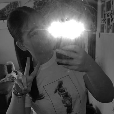 x0_charlotte's profile picture. 