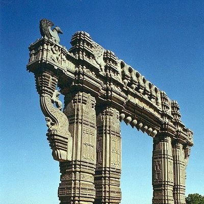 Fan & Admirer of #KCR Garu ; Proud HÏÑDÙ 🚩; Adi-Dravida🐍; Ayurveda 🕉️; Nationalist🇮🇳:::