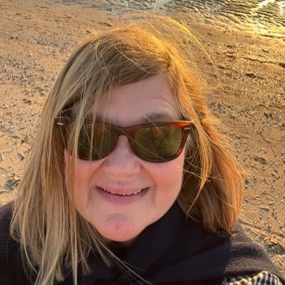 LouiseChronos's profile picture. 