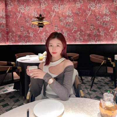 카메라에 담긴 모든 이야기를 사랑해요