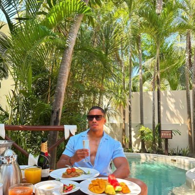 Addison_Flores6's profile picture. 