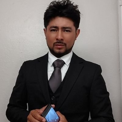 🇭🇳/🇺🇲Ya casi no soy nadie, Soy tan sólo ese anhelo que con el tiempo se difumina.