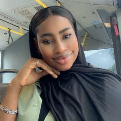 wallet_dicko's profile picture. Une africaine