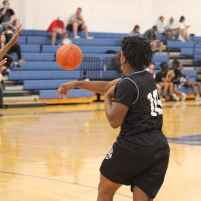 5’11 combo guard / villa Angela st Joseph high school co 2027/ 3.6 GPA csincerethethird@gmail.com/# B(4)LT(1)m(0)RE