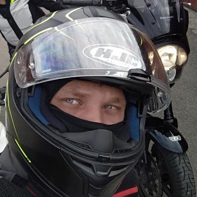 deFoxdeFox73817's profile picture. 